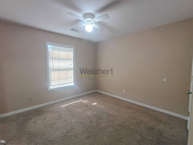 Building Photo - 3Bed/2Bath house on dead-end road