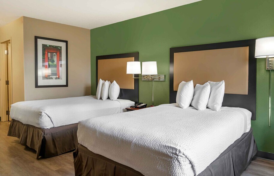 Building Photo - Furnished Studio-Detroit - Sterling Heights