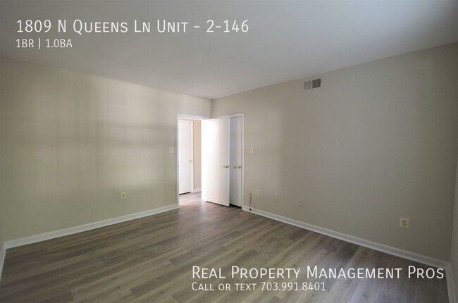 Building Photo - 1809 Queens Ln
