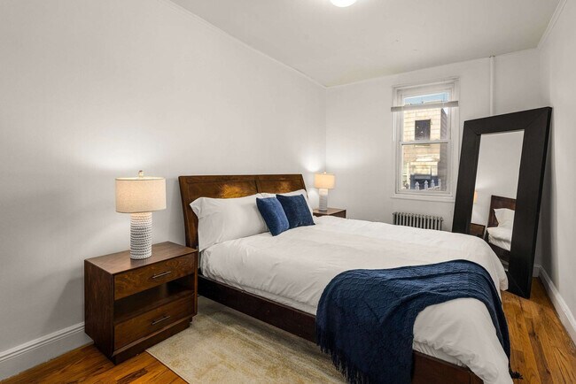 Building Photo - 57 Withers St