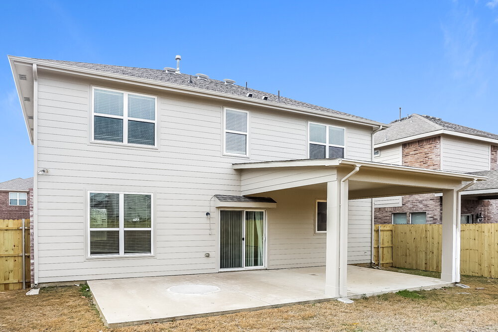 Building Photo - 5000 Caraway Dr