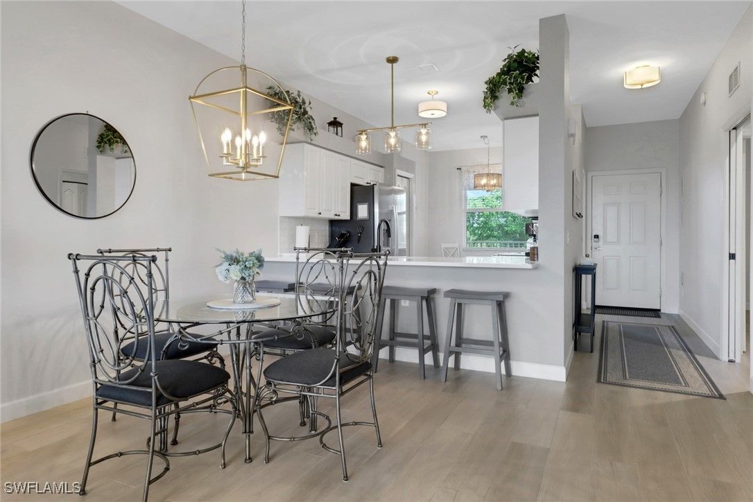 Building Photo - 3830 Sawgrass Way