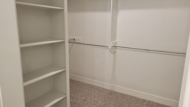 Building Photo - 7204 22nd Pl