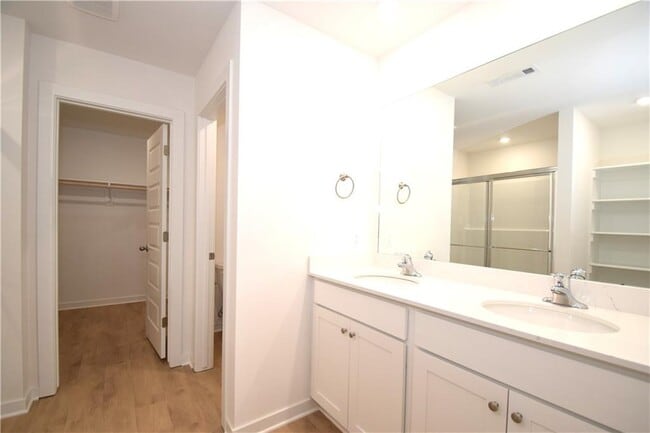 Building Photo - 367 Florida Ave