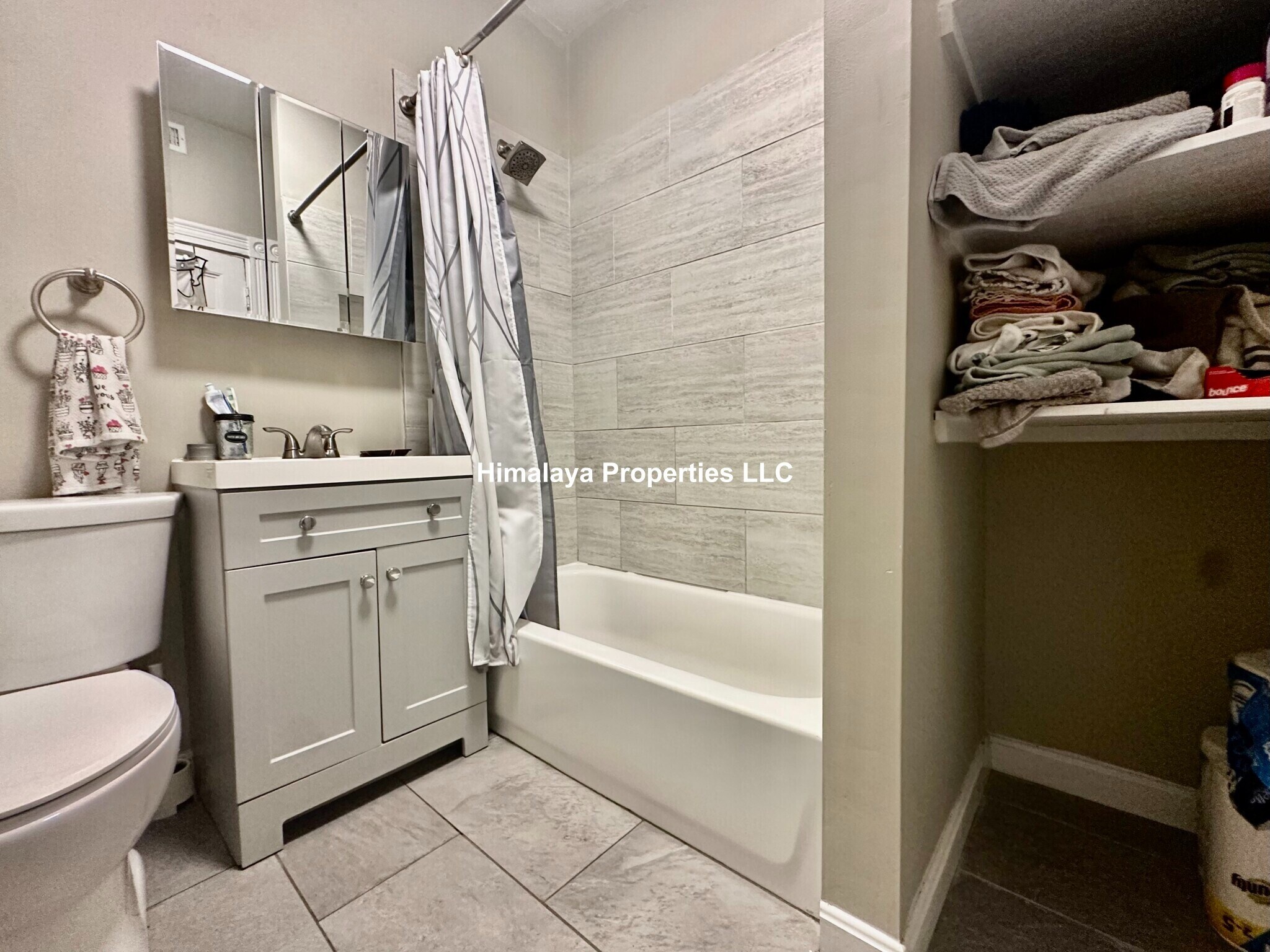 Building Photo - 5 Sachem St