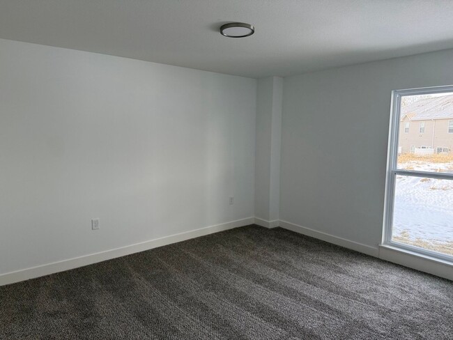 Building Photo - New Construction 3 bedroom with Finished B...