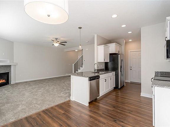 Building Photo - 9611 Turnpoint Dr