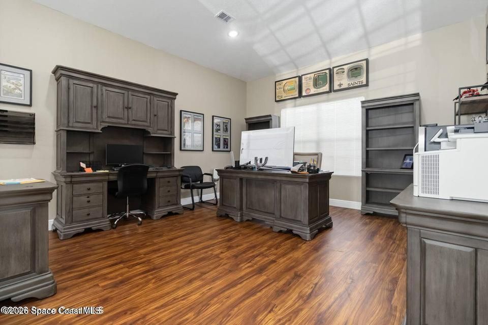 Building Photo - 1280 US-1