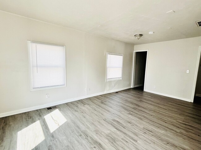 Building Photo - Updated Three Bedroom close to Churchill D...