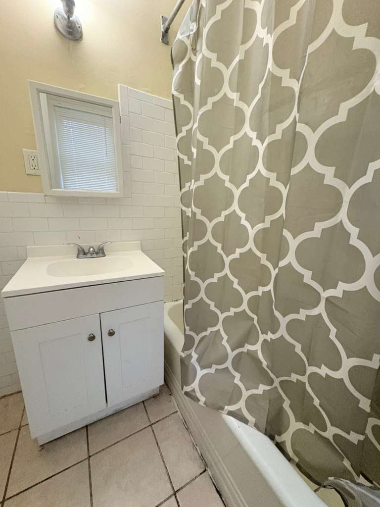 Building Photo - 81 Sherman Ave