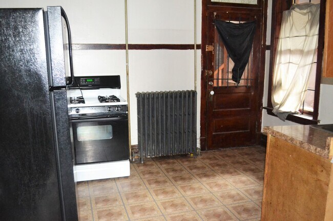 Building Photo - 3717 W Belden Ave