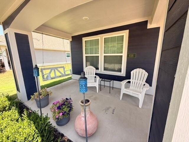 Building Photo - 616 Timberwood Dr