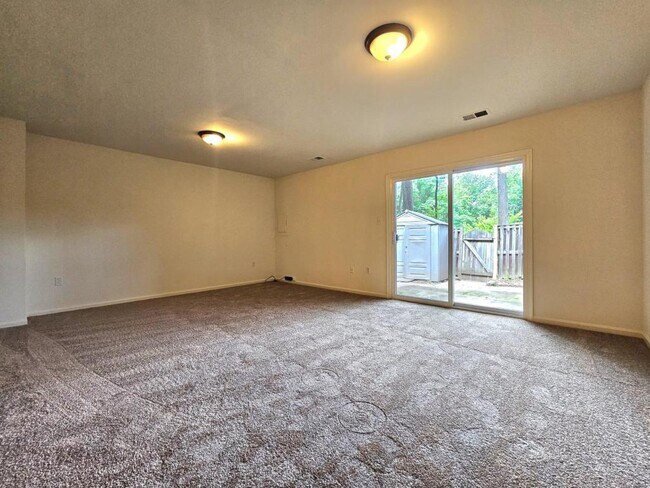 Building Photo - 4802 Treasure Ct