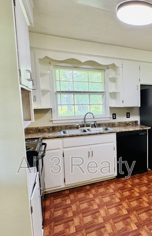 Building Photo - 1311 Marlowe Dr