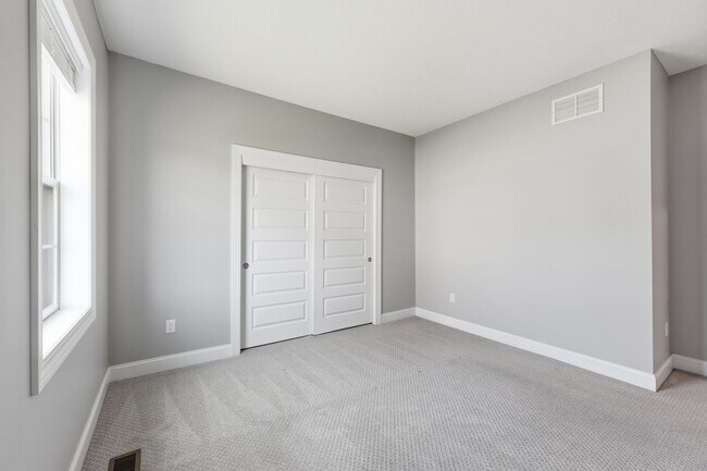 Building Photo - 8017 Pleasant Dr