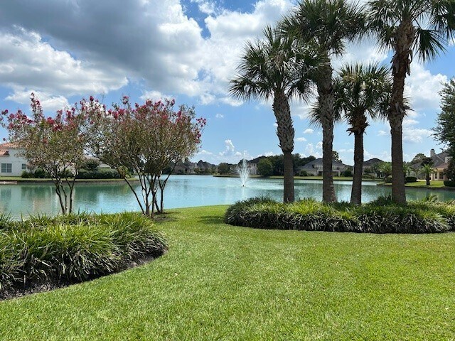 Building Photo - 20010 Meadow Arbor Ct