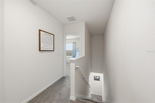 Building Photo - 32992 Major Oak Dr