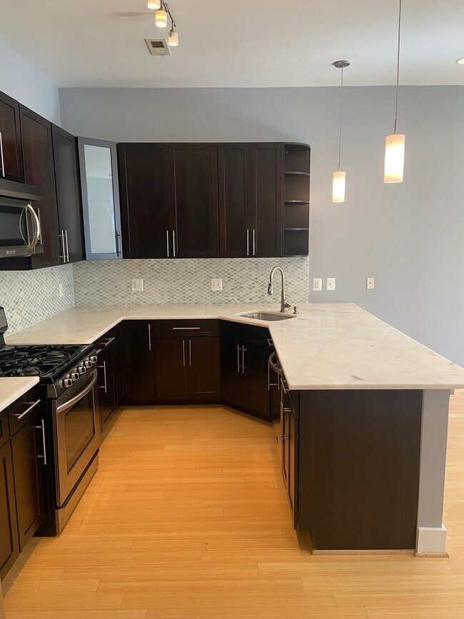 Kitchen - 1303 Clifton St NW
