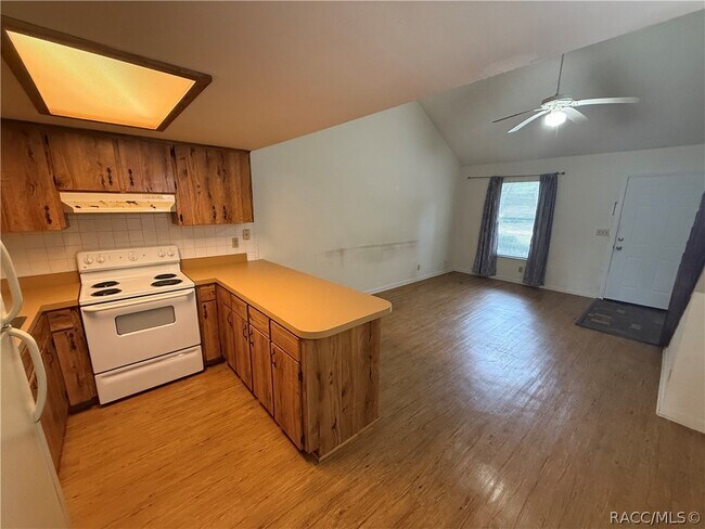 Building Photo - 2318 Colby St