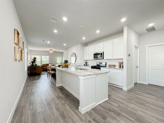 Building Photo - 164 Valiant Ridge Trail