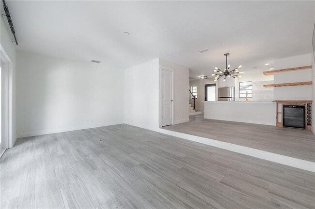 Building Photo - 4735 W Vasconia St