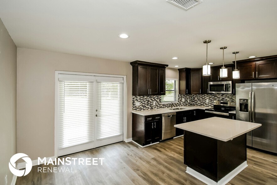 Building Photo - 5534 Enchanted Dr