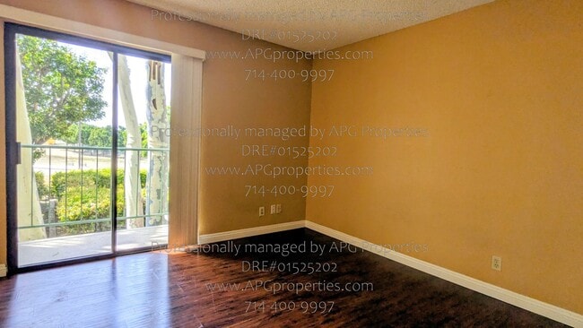 Building Photo - 7113 Apricot Dr