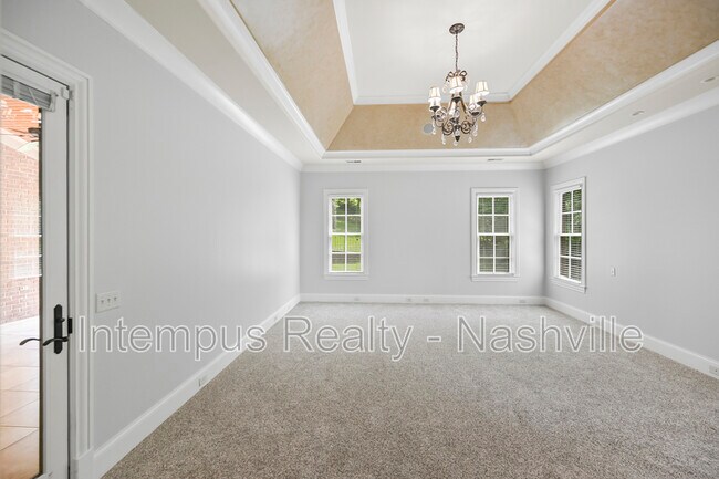Building Photo - 7 Crooked Stick Ln