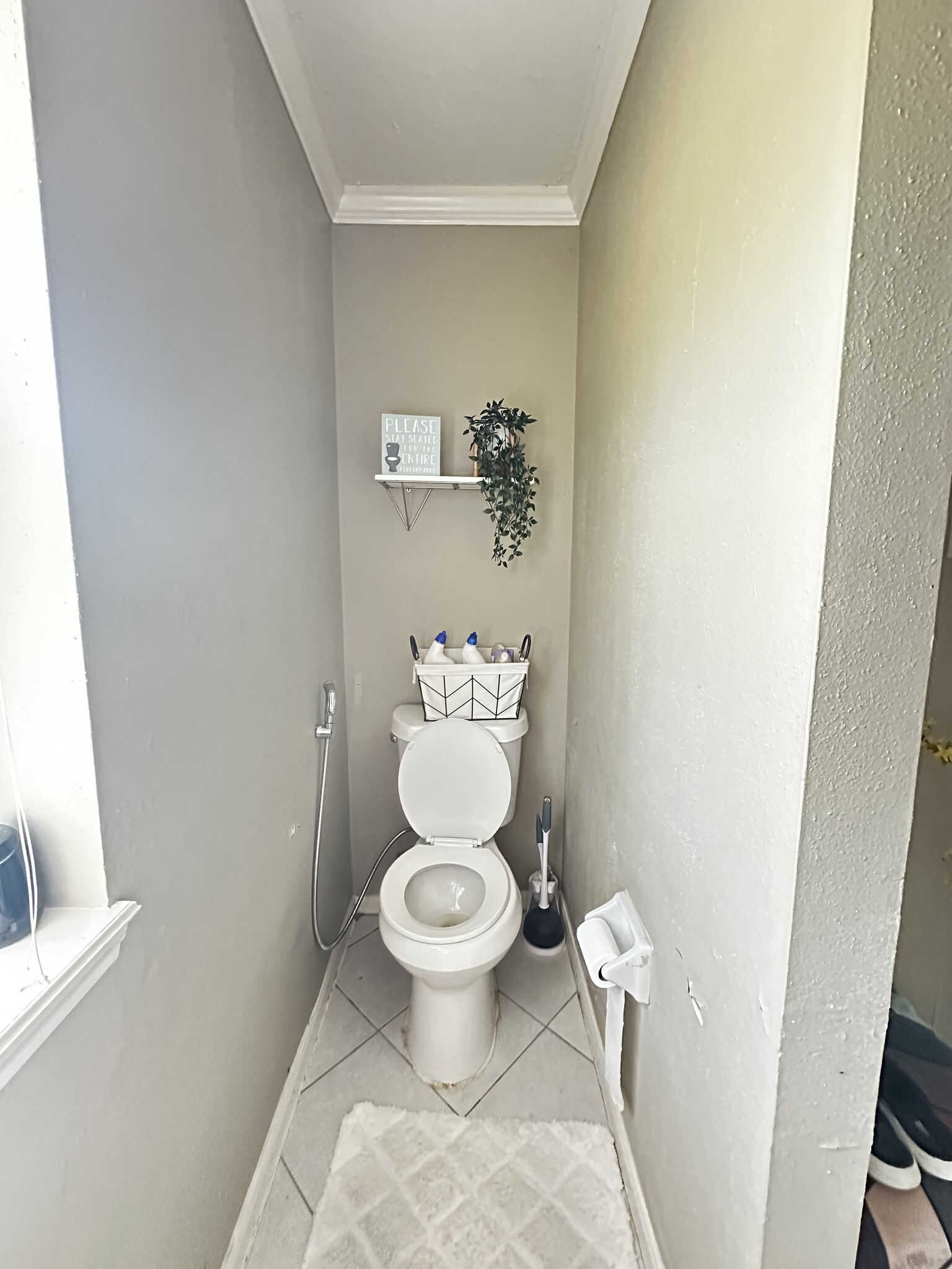 Master bedroom toilet - 4804 Forest Ct