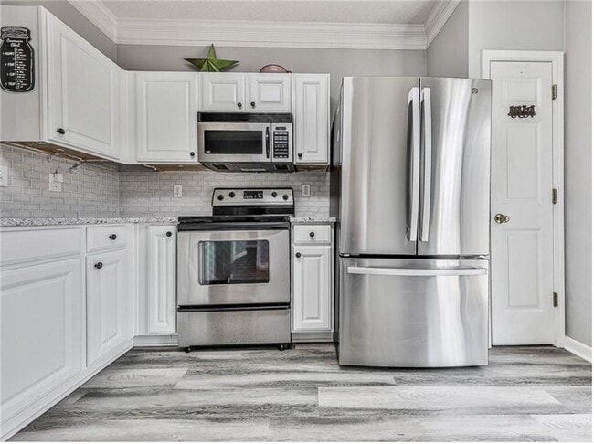 Building Photo - 388 Weatherstone Pl