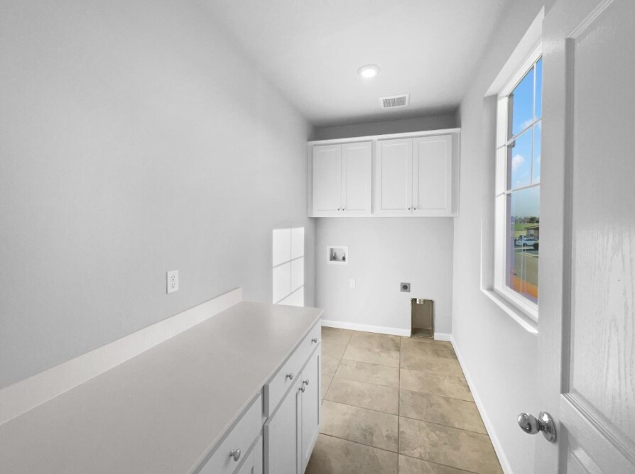 Building Photo - 8416 Tapies Way