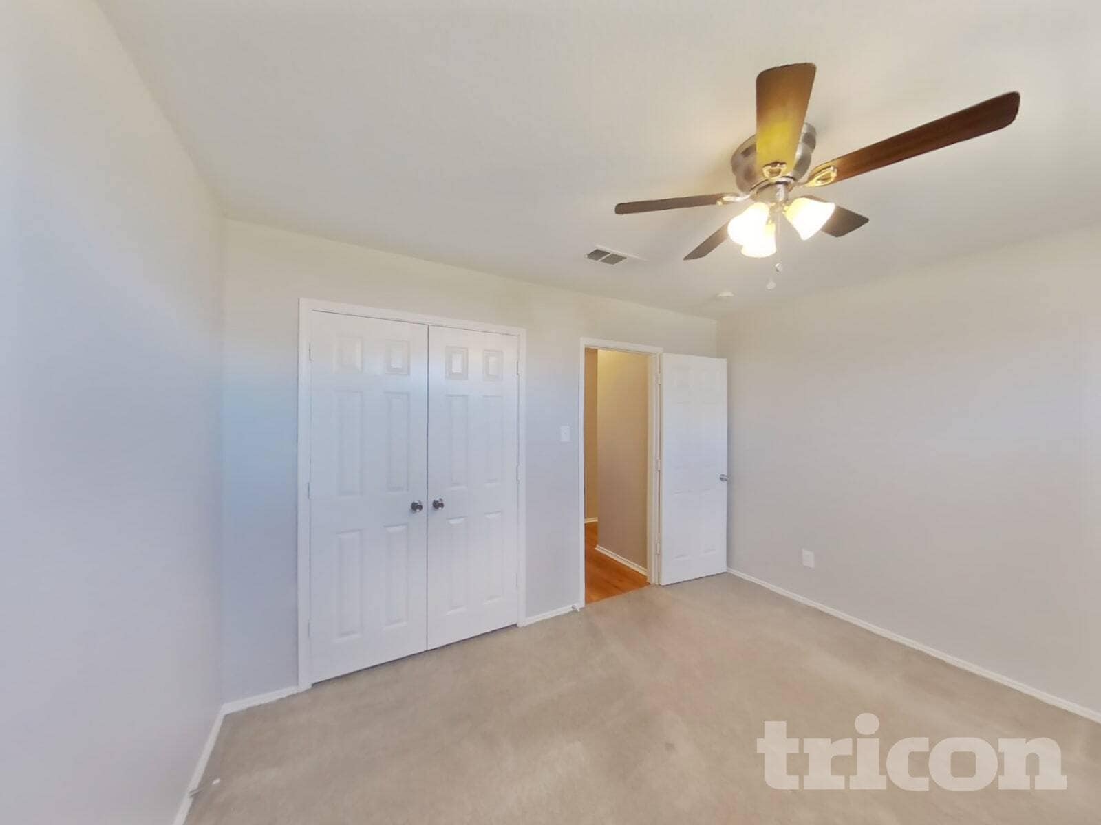 Building Photo - 917 Red Oak Trails