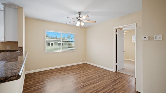 Building Photo - 124-126 4th Street Duplex