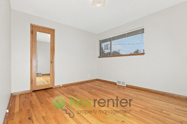 Building Photo - 6026 4th Ave NW