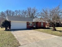 Building Photo - 5997 Vereker Dr