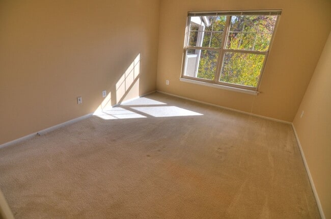 Building Photo - 1793 Jonathan Way