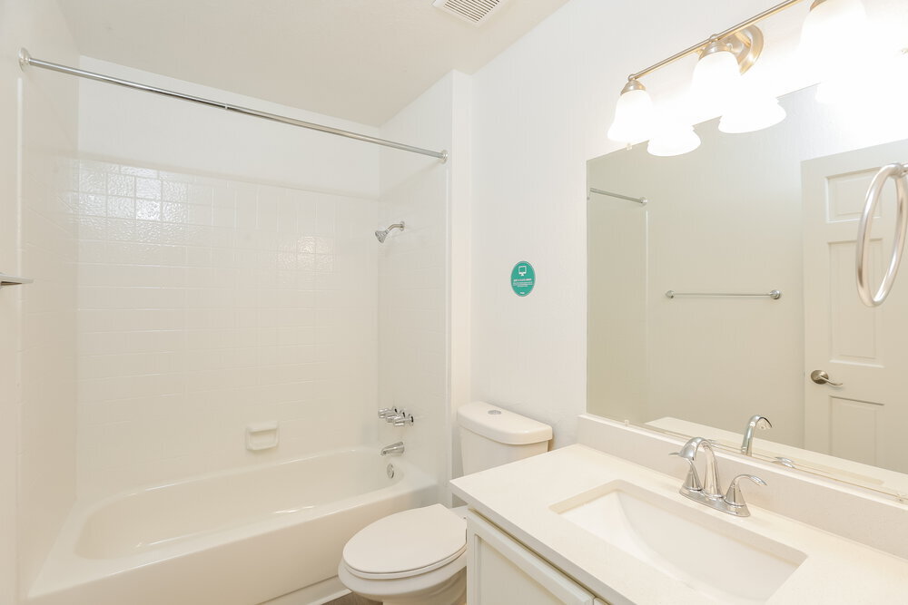 Building Photo - 1616 N Alta Mesa Dr