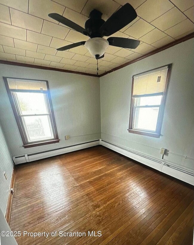 Building Photo - 504 Storrs St