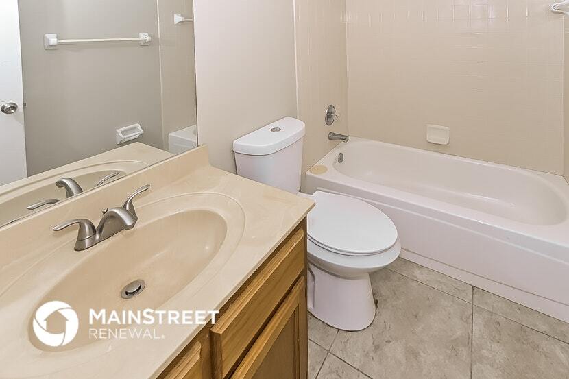 Building Photo - 7204 Germanshire Oaks Cove