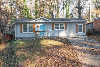 Building Photo - 2973 1st Ave SW