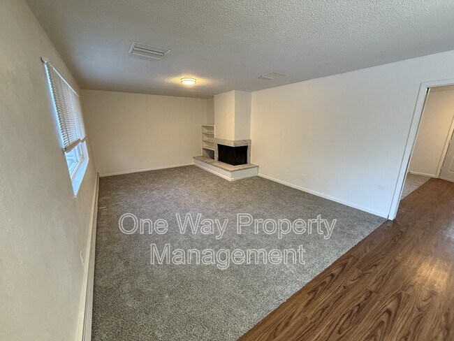 Building Photo - 2156 19th Ave