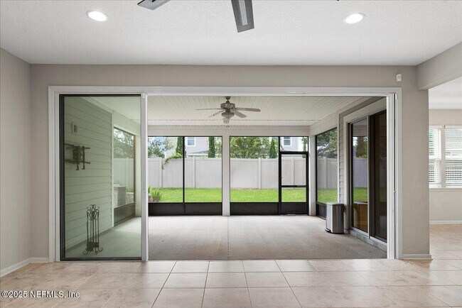 Building Photo - 154 Palisade Dr