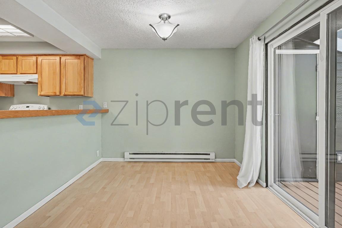 Building Photo - 14511 SW Grayling Ln