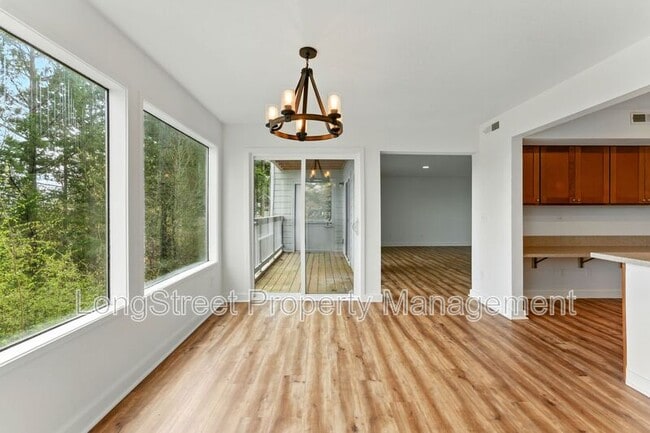 Building Photo - 48 Eagle Crest Dr