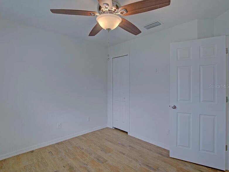 Building Photo - 1037 Cass Ave