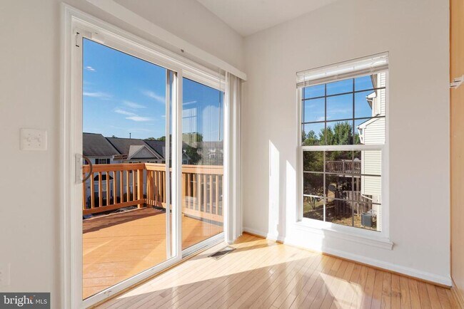 Building Photo - 200 Chesterbrook Ct