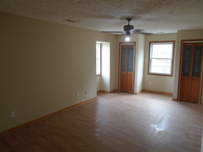 Building Photo - 614-B Drypoint Ln.