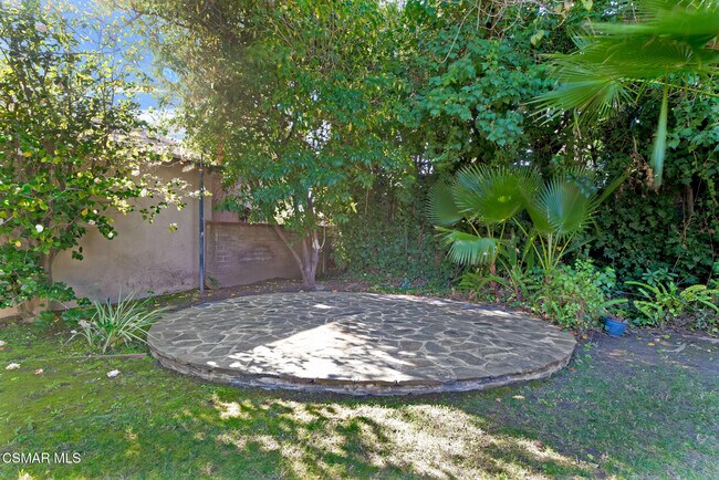 Building Photo - 6045 Sunnyslope Ave