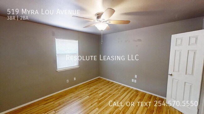 Building Photo - 519 Myra Lou Ave