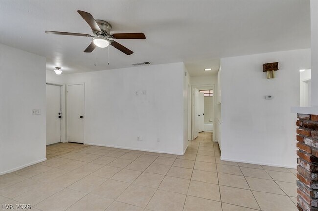 Building Photo - 5847 Alcott Ave